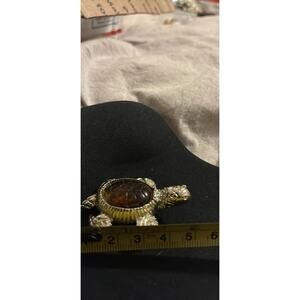 VINTAGE Turtle Brooch feat. Cabochon Center Stone
Item#126
